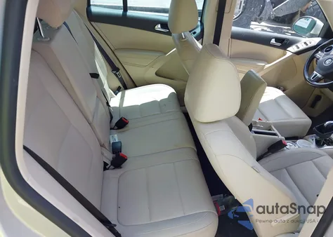 2013 Volkswagen Tiguan Se from USA, damaged, VIN WVGBV3AX0DW596846